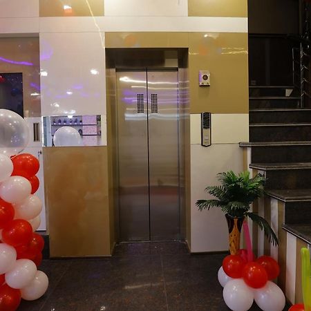 Hotel Bliss Zirakpur エクステリア 写真