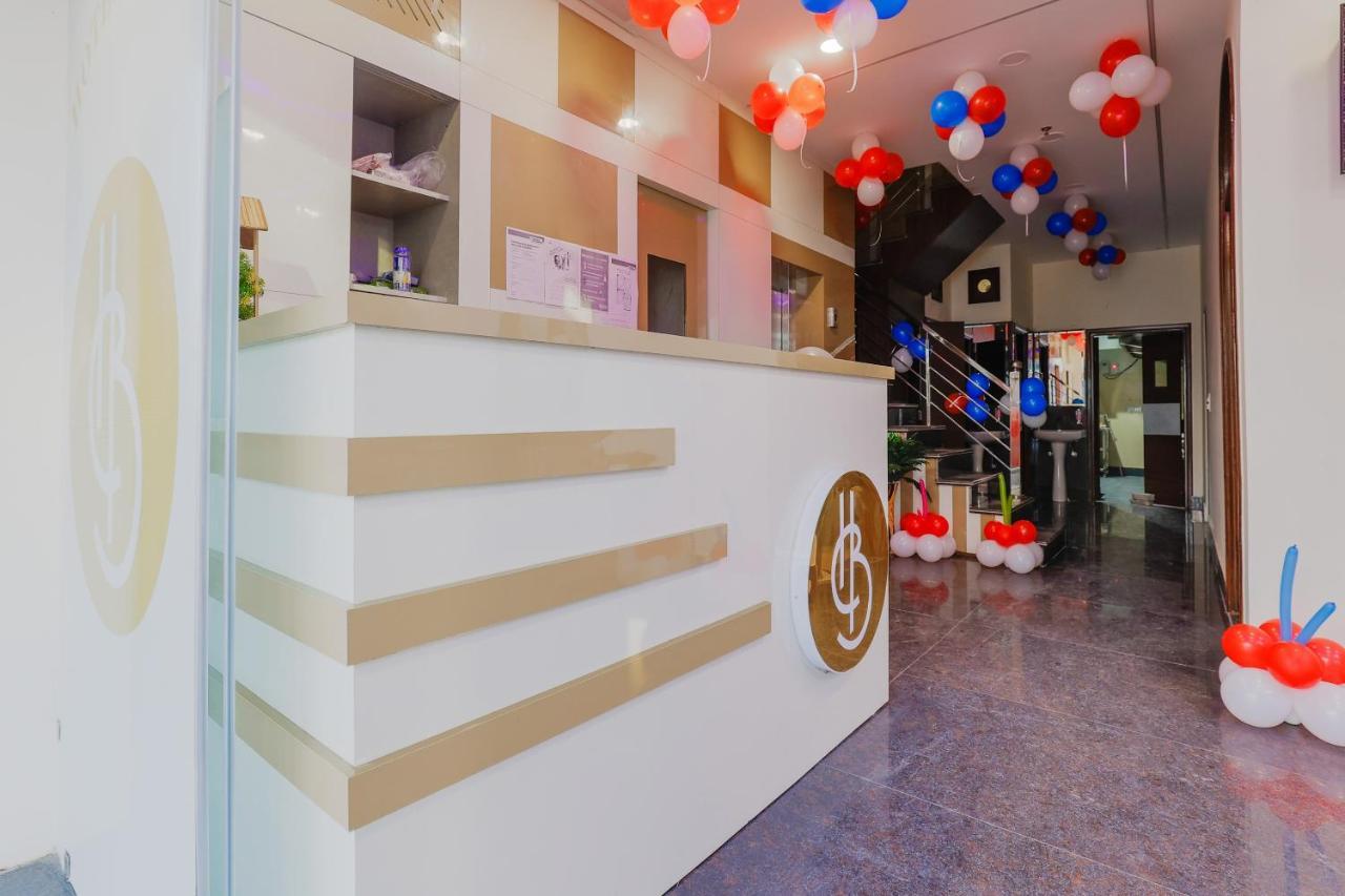 Hotel Bliss Zirakpur エクステリア 写真