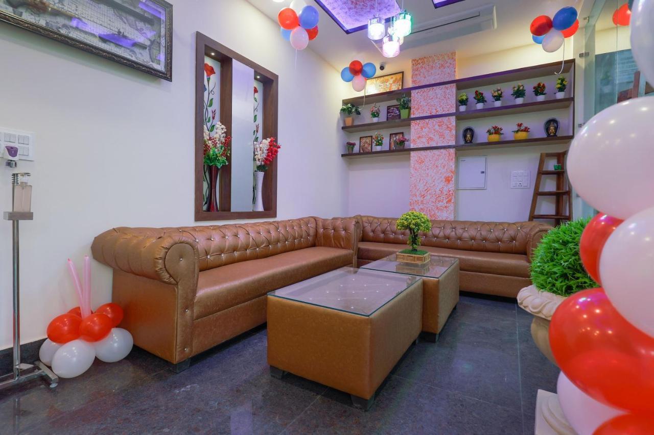 Hotel Bliss Zirakpur エクステリア 写真