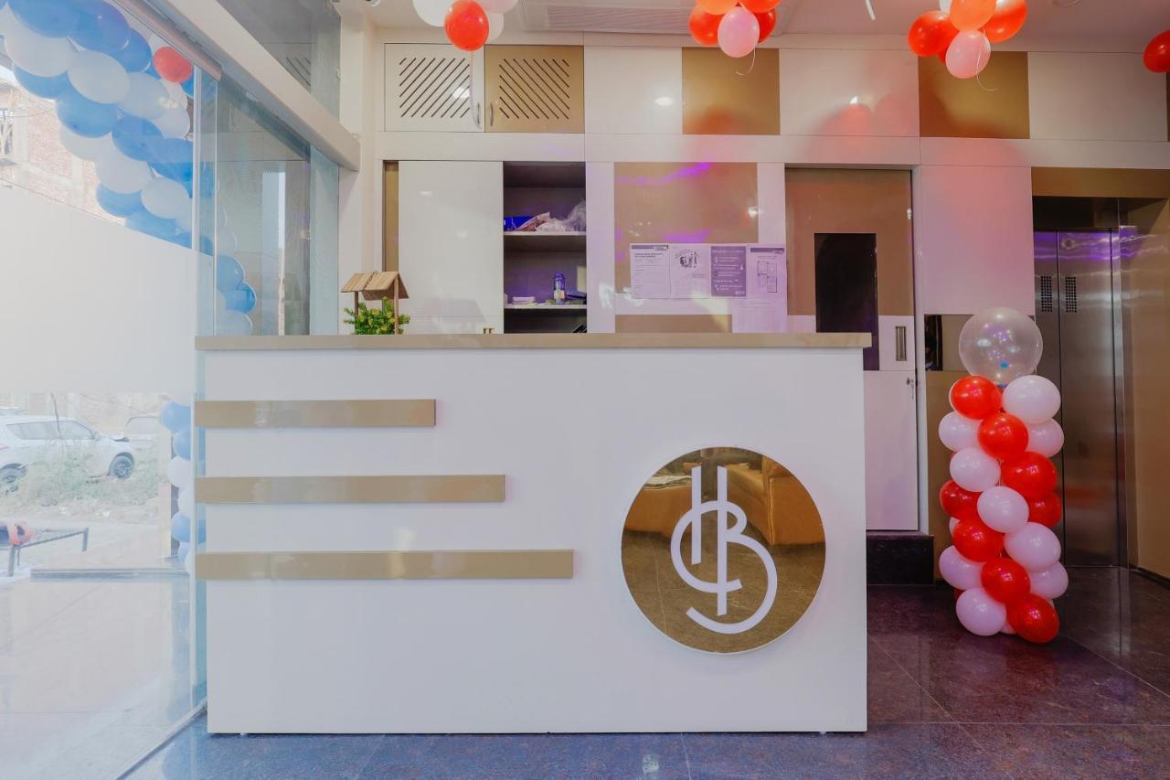 Hotel Bliss Zirakpur エクステリア 写真