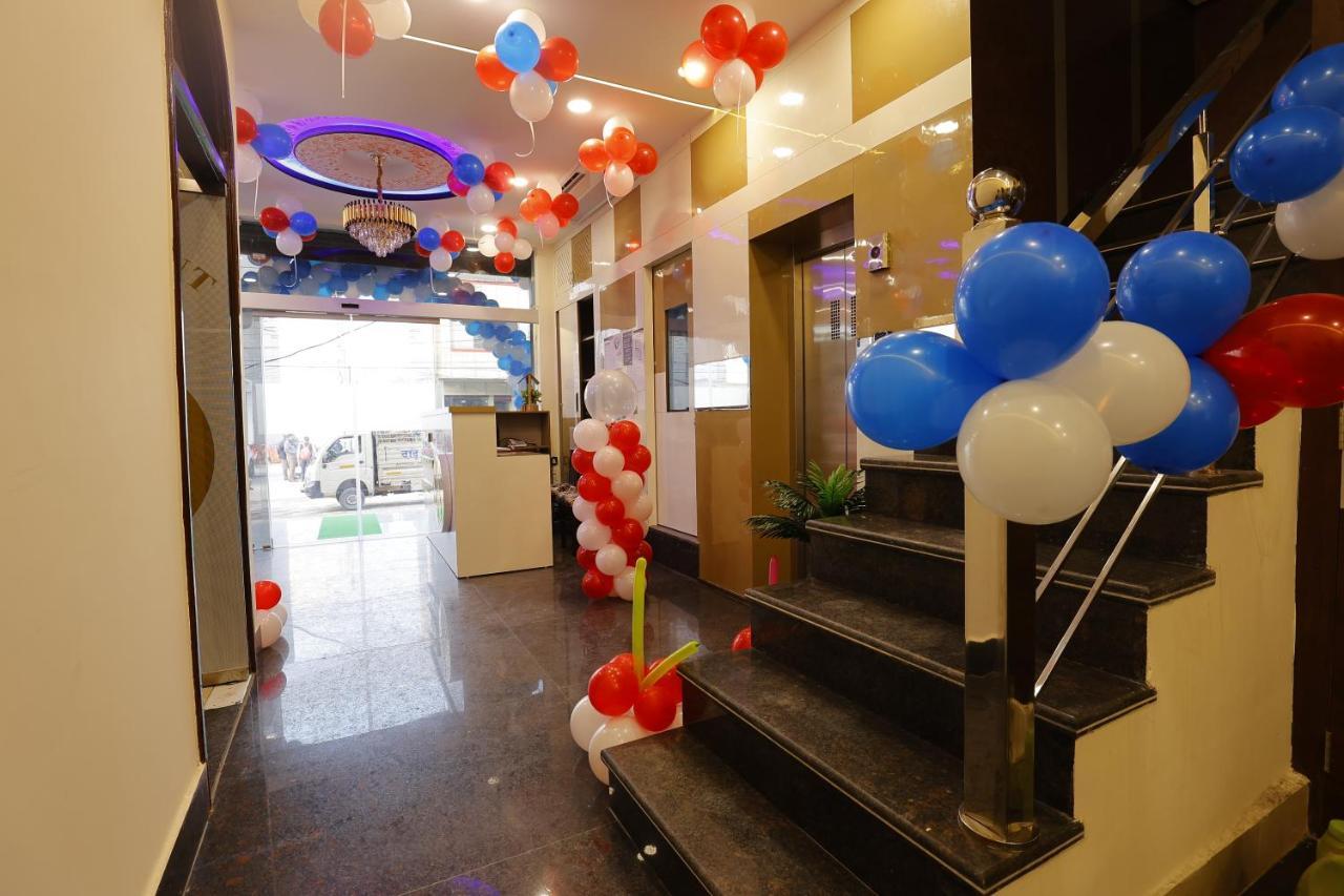Hotel Bliss Zirakpur エクステリア 写真
